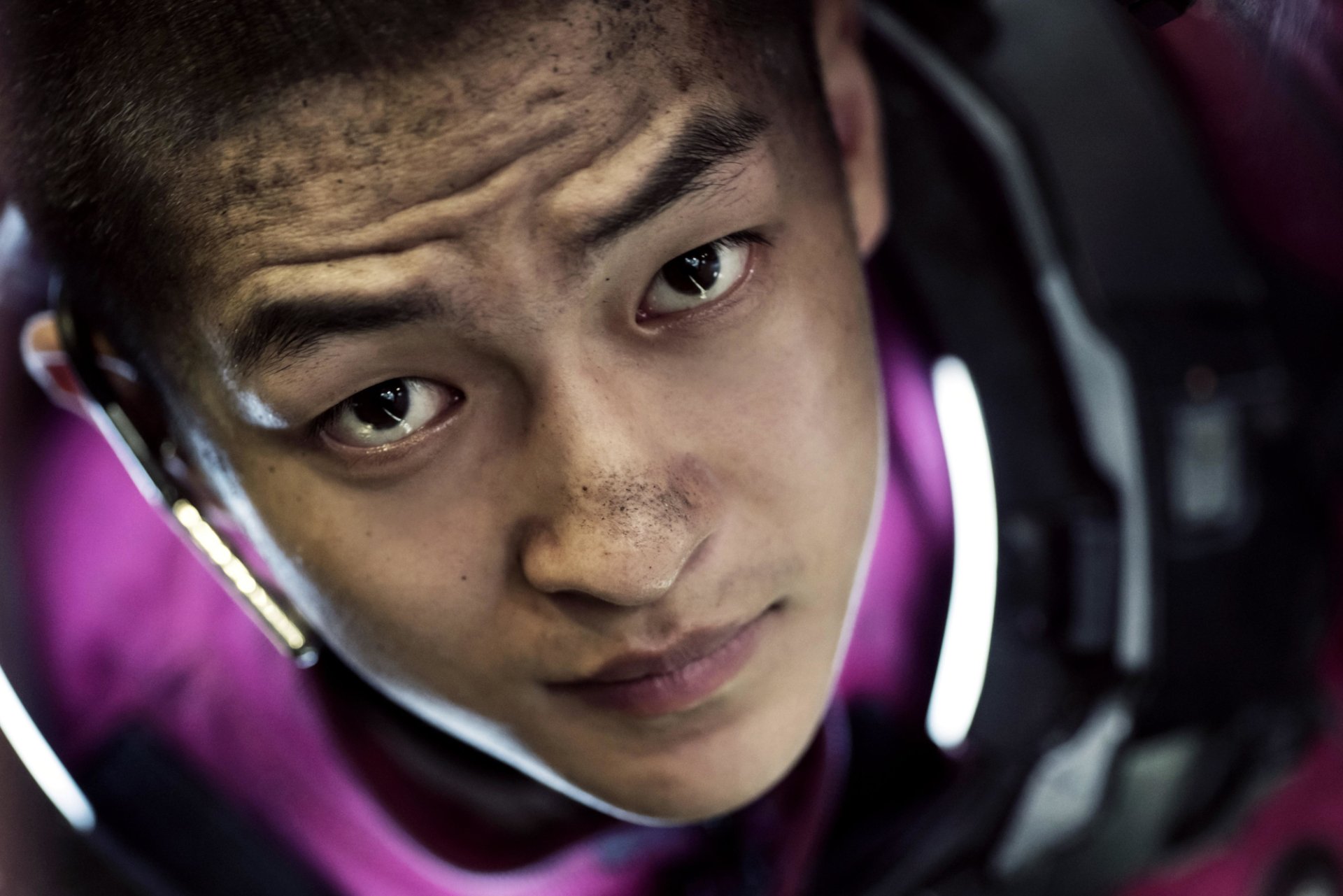 Download Chuxiao Qu Movie The Wandering Earth HD Wallpaper