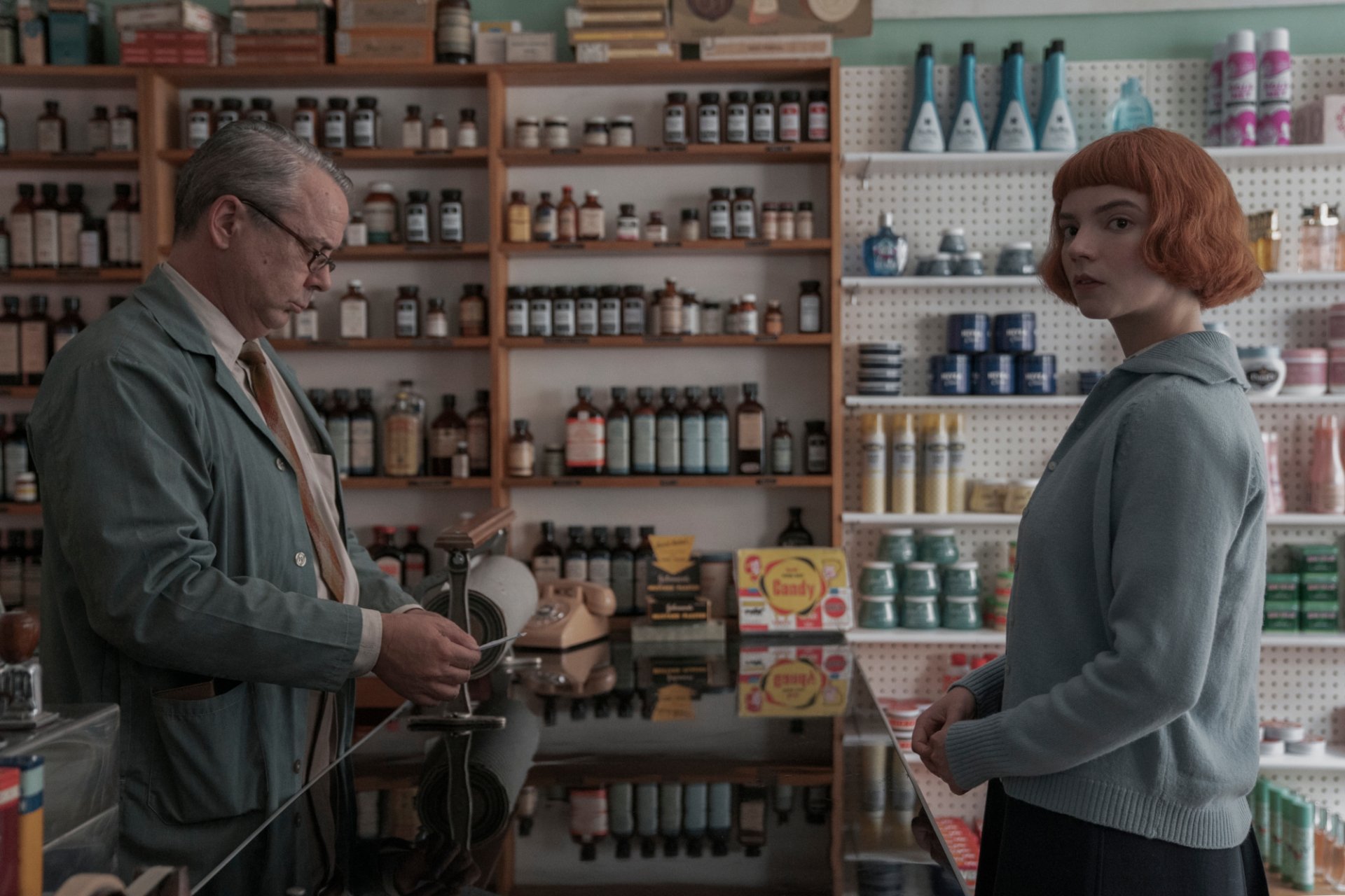 Download Beth Harmon Anya Taylor-Joy TV Show The Queen's Gambit HD Wallpaper