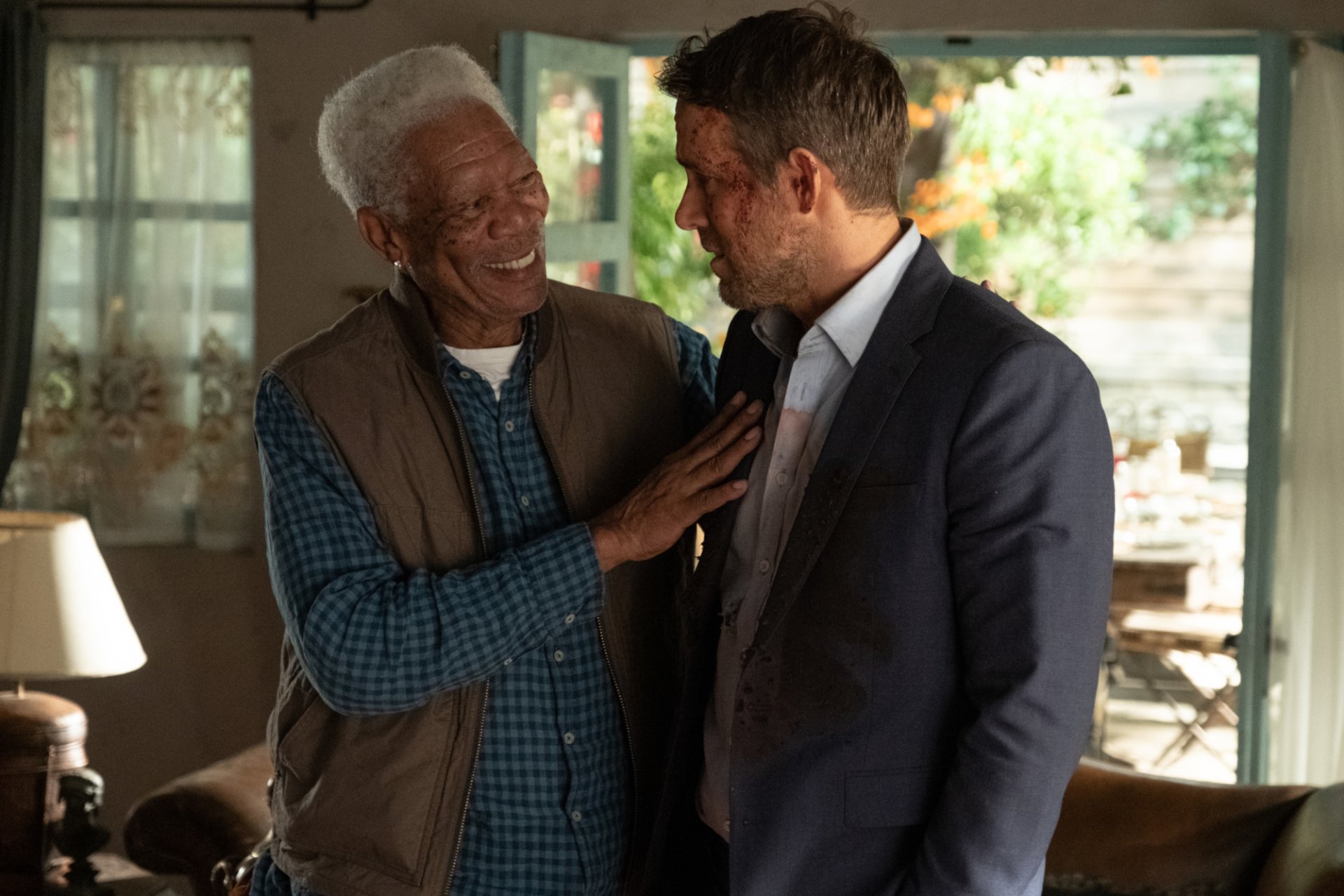 Download Morgan Freeman Ryan Reynolds Michael Bryce Movie The Hitman's Wife's Bodyguard HD Wallpaper