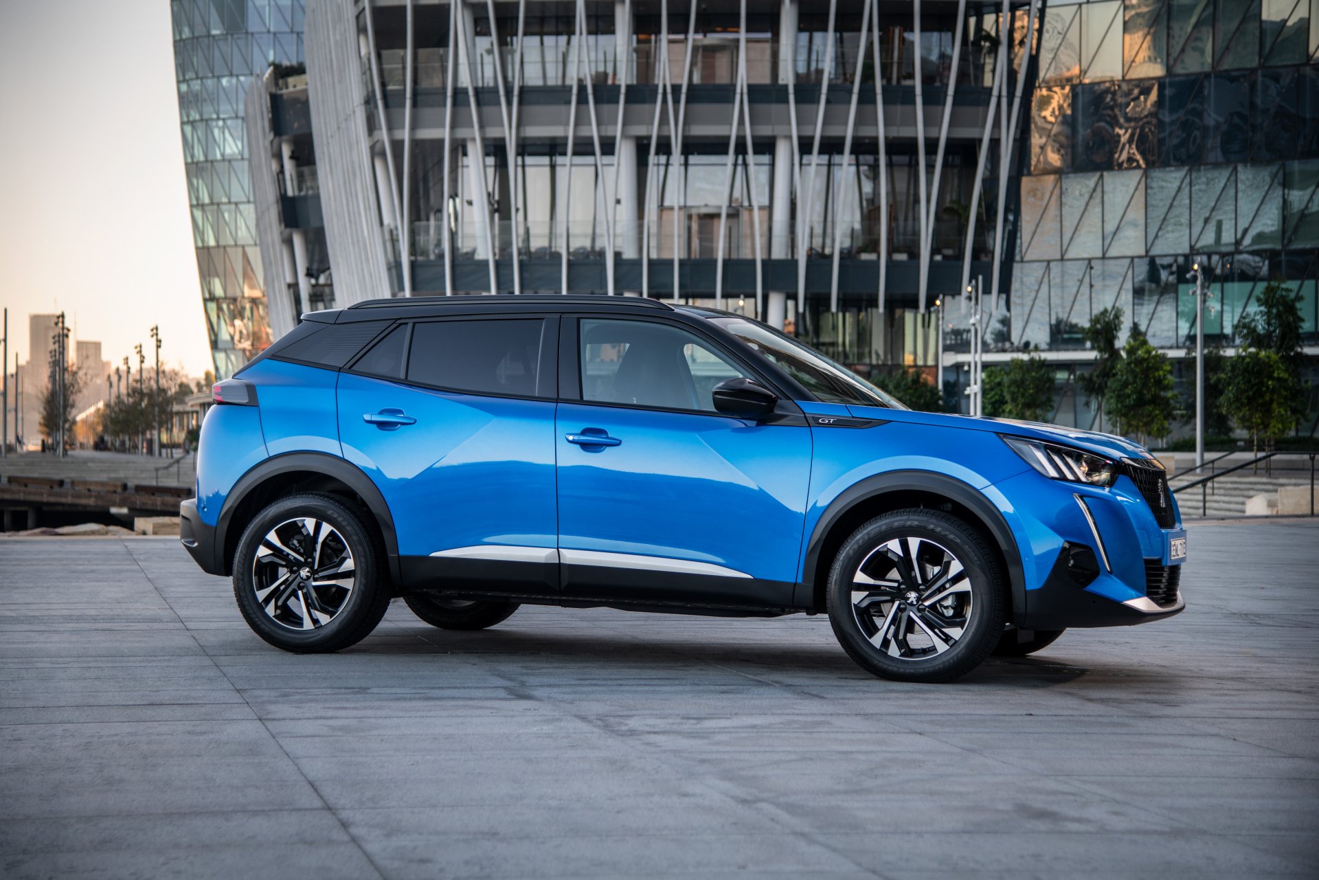 Download Electric Car SUV Vehicle Peugeot 2008 4k Ultra HD Wallpaper