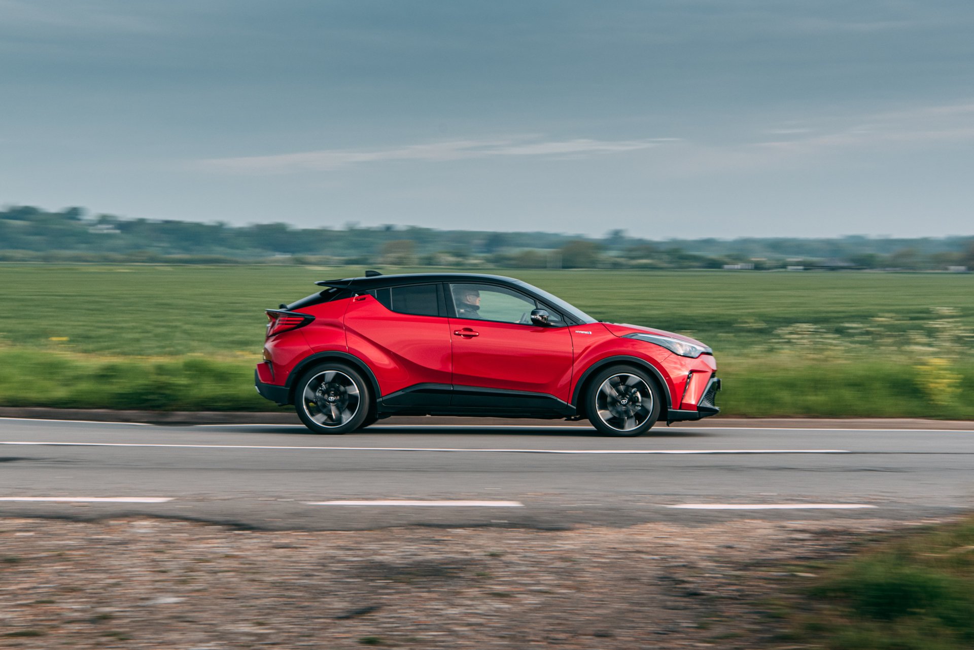 Download SUV Vehicle Toyota C-HR 4k Ultra HD Wallpaper