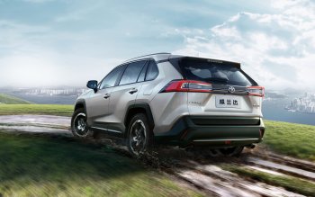 4K Ultra HD Toyota Land Cruiser Wallpapers | Background Images