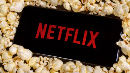 smartphone popcorn technology netflix HD Desktop Wallpaper | Background Image