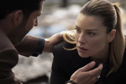 Tom Ellis Lucifer Morningstar Lauren German Chloe Decker TV Show Lucifer HD Desktop Wallpaper | Background Image