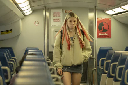 Jules Vaughn Hunter Schafer TV Show Euphoria HD Desktop Wallpaper | Background Image
