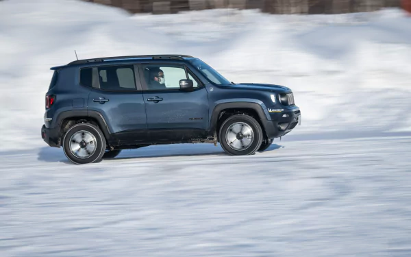  Jeep Renegade Trailhawk 4xe (BU)