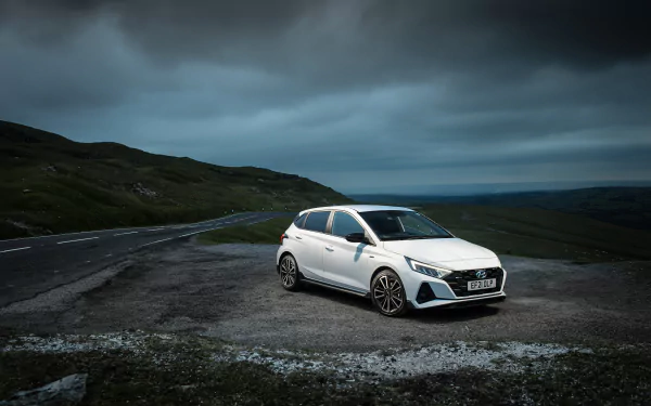  White Hyundai i20 N Line (BC3)