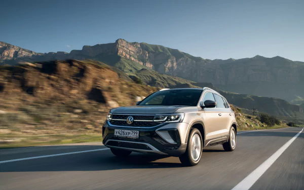  Grey 2021 Volkswagen Taos 4MOTION