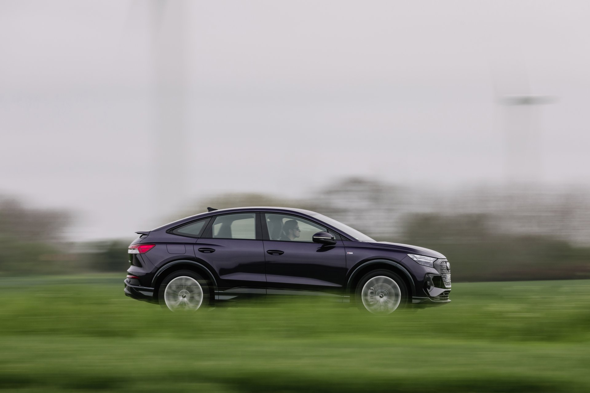 Download Electric Car SUV Vehicle Audi Q4 E-tron 4k Ultra HD Wallpaper