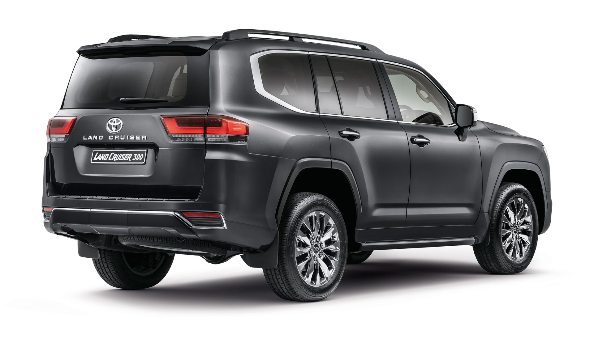 Download SUV Vehicle Toyota Land Cruiser ZX HD Wallpaper