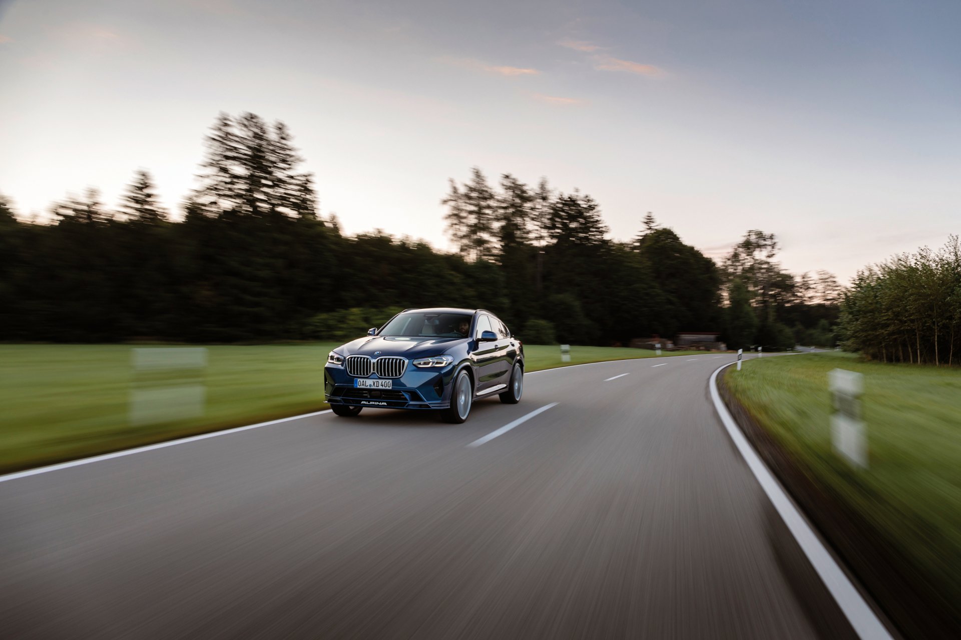 Download SUV Vehicle BMW Alpina XD4 4k Ultra HD Wallpaper