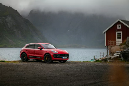  Red Porsche Macan GTS (95B)