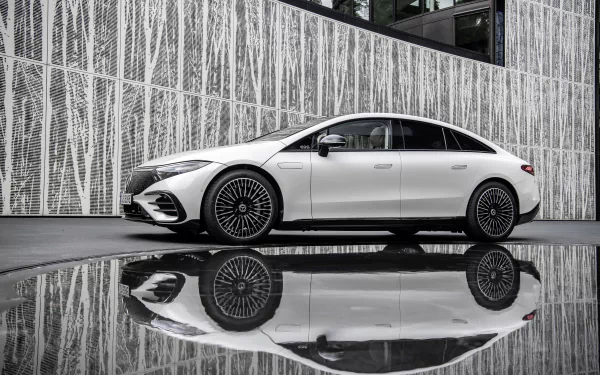  White 2021 Mercedes-Benz EQS 580 4MATIC (V297)