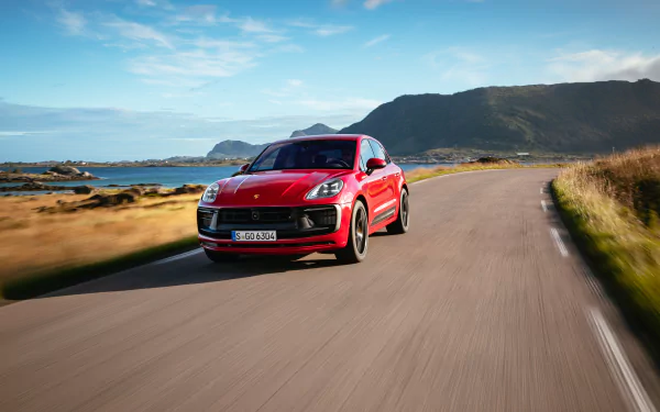  Red Porsche Macan GTS (95B)