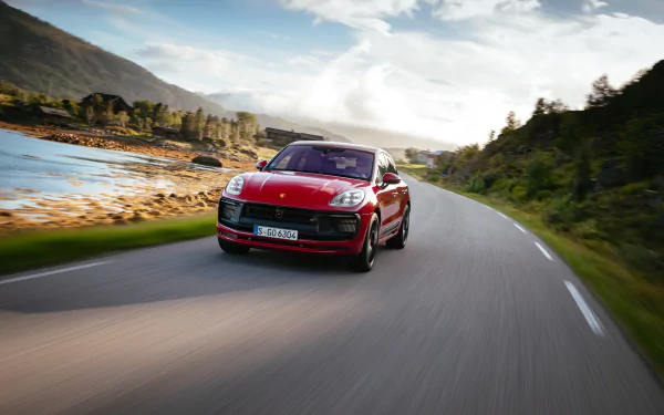  Red Porsche Macan GTS (95B)