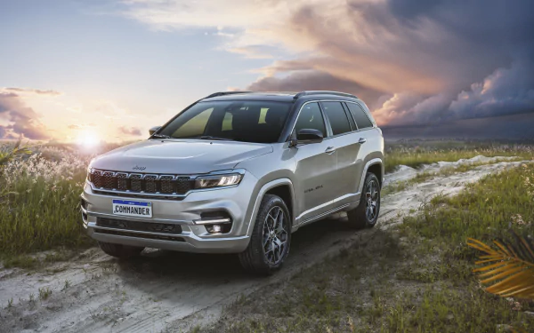  Jeep Commander Overland TD380 4×4 (H6)