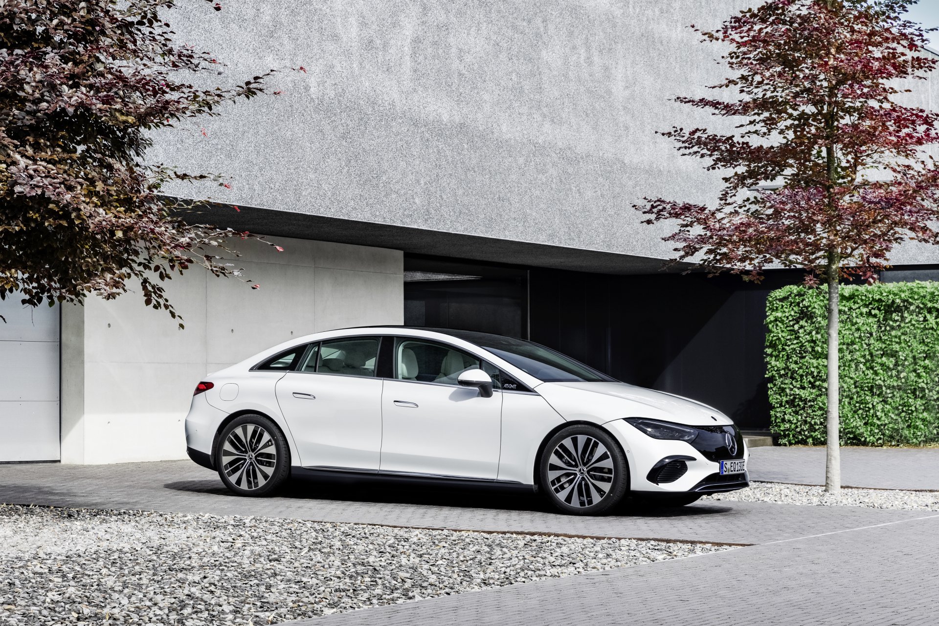 Download Electric Car Mercedes-Benz EQE 350 Vehicle Mercedes-Benz E 350 4k Ultra HD Wallpaper