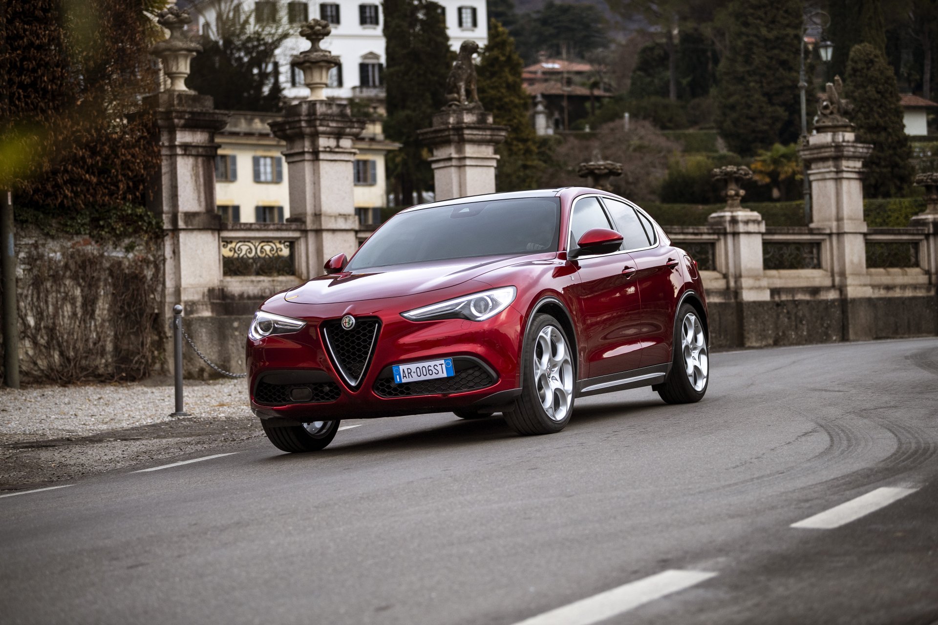 Download SUV Vehicle Alfa Romeo Stelvio 4k Ultra HD Wallpaper