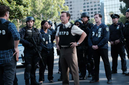 Joe Lo Truglio TV Show Brooklyn Nine-Nine HD Desktop Wallpaper | Background Image