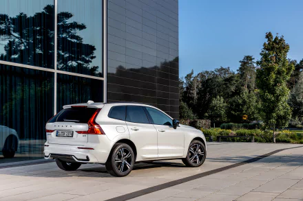 SUV Volvo XC60 B5 R-Design vehicle Volvo XC60 HD Desktop Wallpaper | Background Image