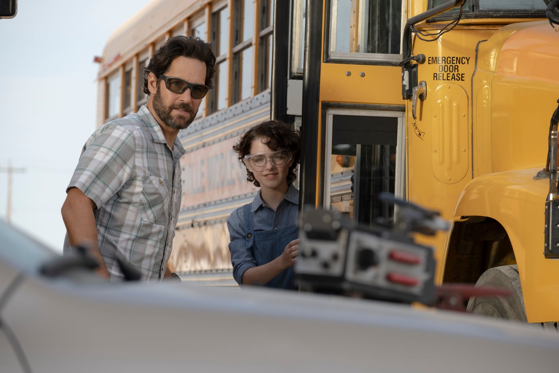 Download Mckenna Grace Paul Rudd Movie Ghostbusters: Afterlife 4k Ultra HD Wallpaper