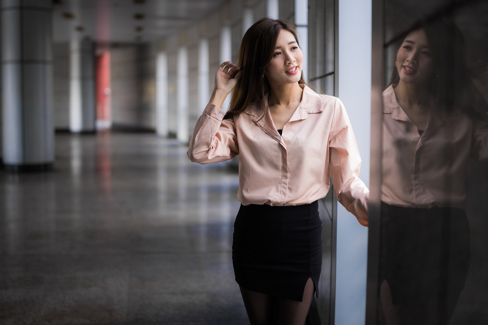 Download Model Reflection Woman Asian 8k Ultra HD Wallpaper