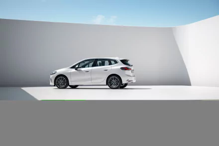 vehicle BMW 223i Active Tourer Luxury Line HD Desktop Wallpaper | Background Image