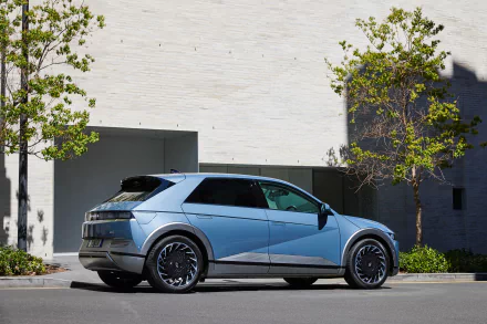 SUV vehicle Hyundai IONIQ 5 HD Desktop Wallpaper | Background Image