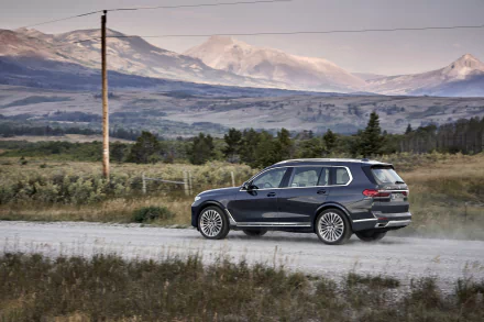 SUV vehicle BMW X7 HD Desktop Wallpaper | Background Image