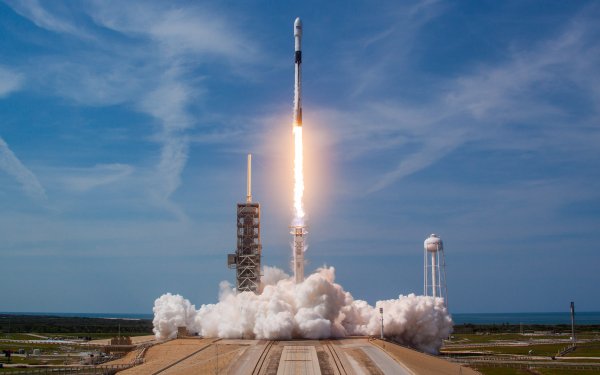 Technology SpaceX Rocket Launching Pad Falcon 9 HD Wallpaper | Background Image