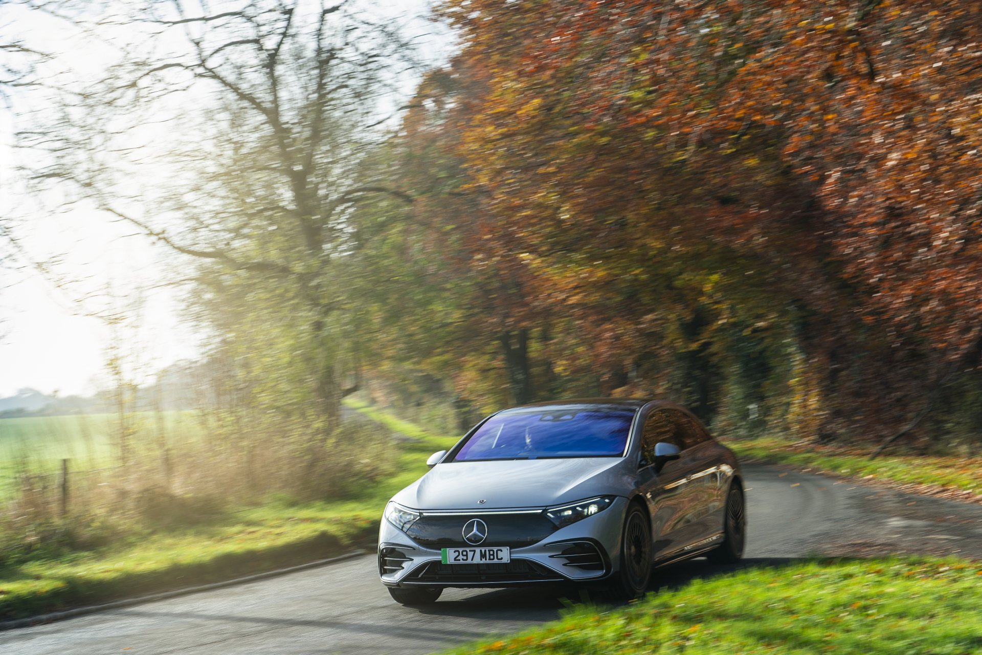 Download Mercedes-Benz EQS 450 AMG Line Vehicle Mercedes-Benz EQS 4k Ultra HD Wallpaper