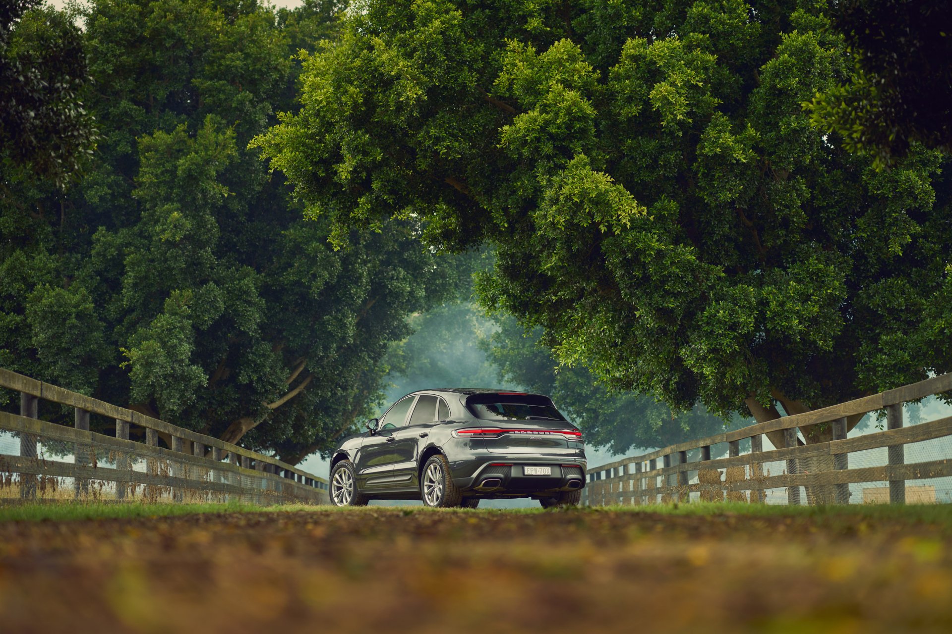 Download SUV Vehicle Porsche Macan HD Wallpaper