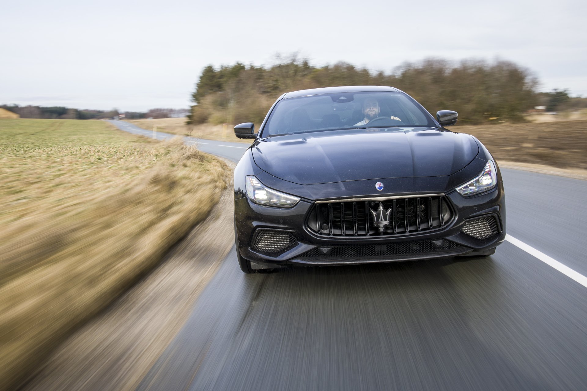 Download Maserati Ghibli Trofeo Carbon Pack Vehicle Maserati Ghibli 4k Ultra HD Wallpaper