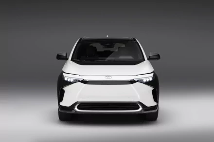 SUV vehicle Toyota bZ4X HD Desktop Wallpaper | Background Image