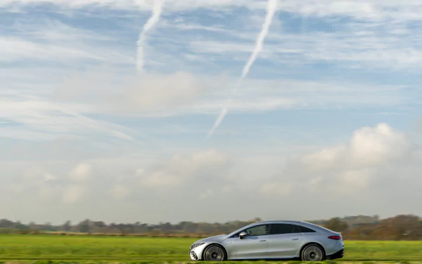 Mercedes-Benz EQS 450 AMG Line vehicle Mercedes-Benz EQS HD Desktop Wallpaper | Background Image