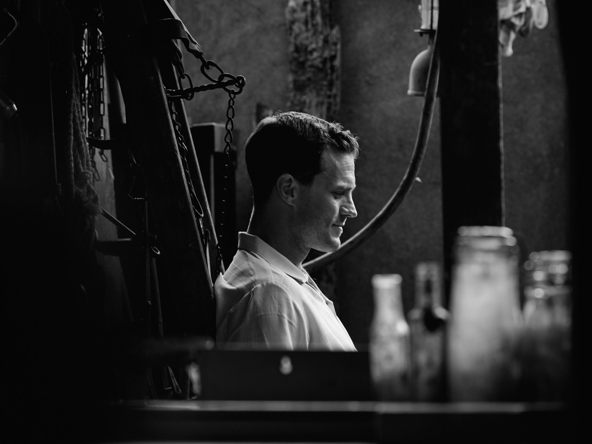 Download Jamie Dornan Movie Belfast HD Wallpaper