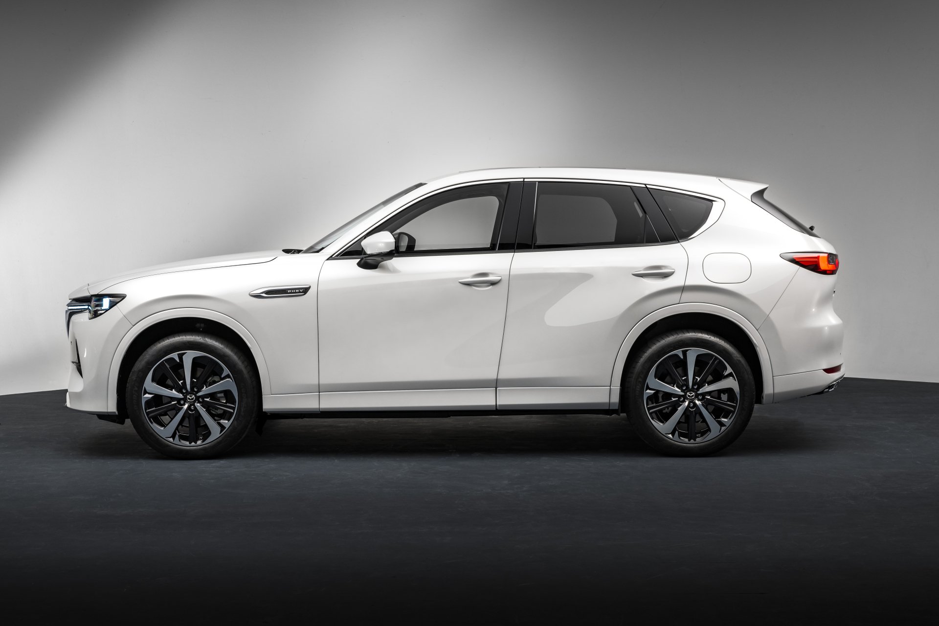 Download SUV Mazda CX-60 Takumi Vehicle Mazda CX-60 8k Ultra HD Wallpaper