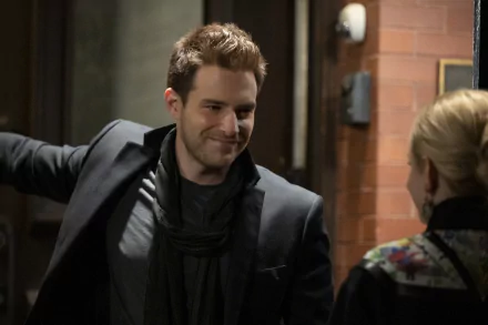 TV Show Inventing Anna HD Desktop Wallpaper | Background Image