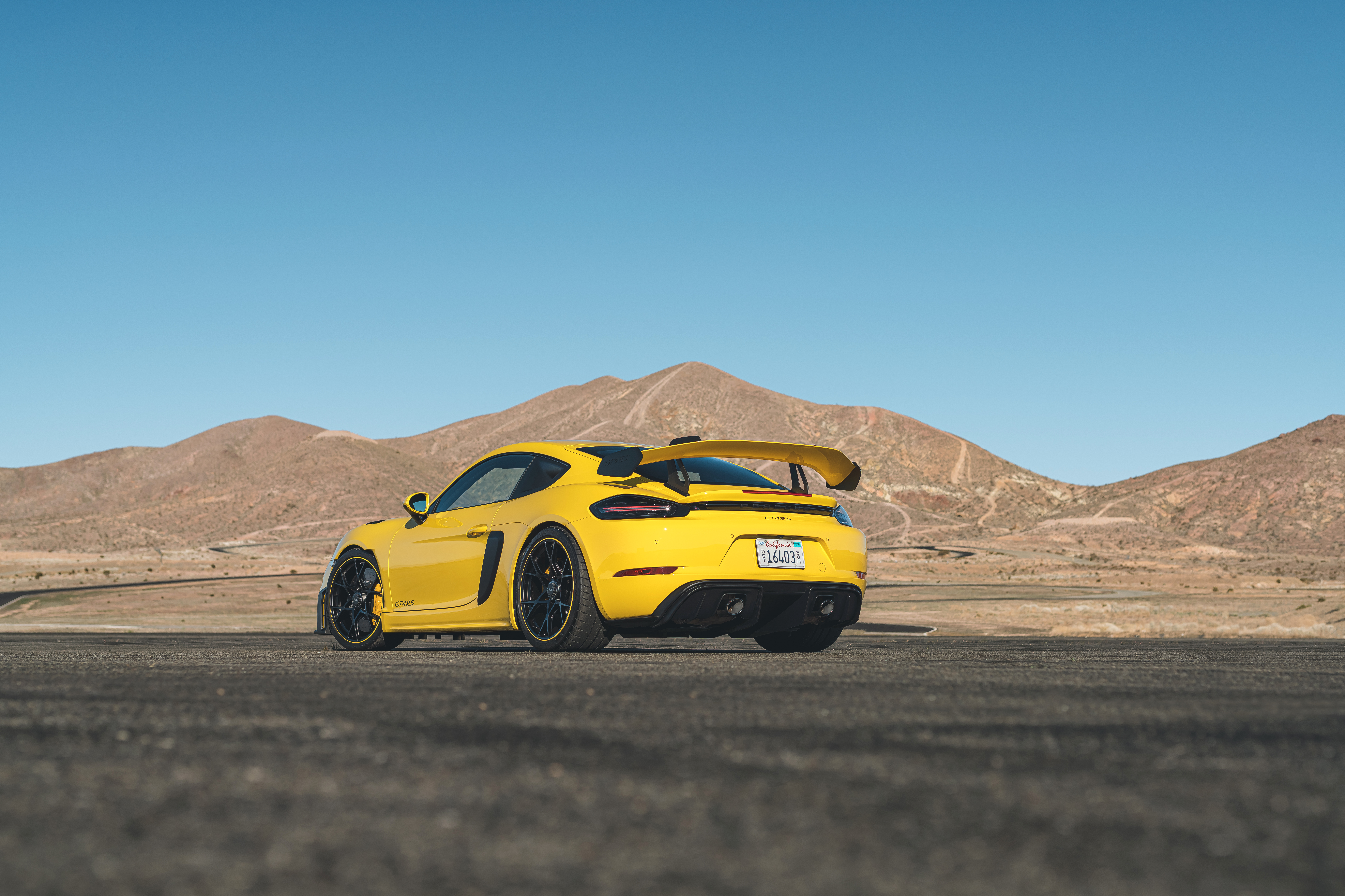 Vehicles Porsche 718 Cayman GT4 HD Wallpaper | Background Image
