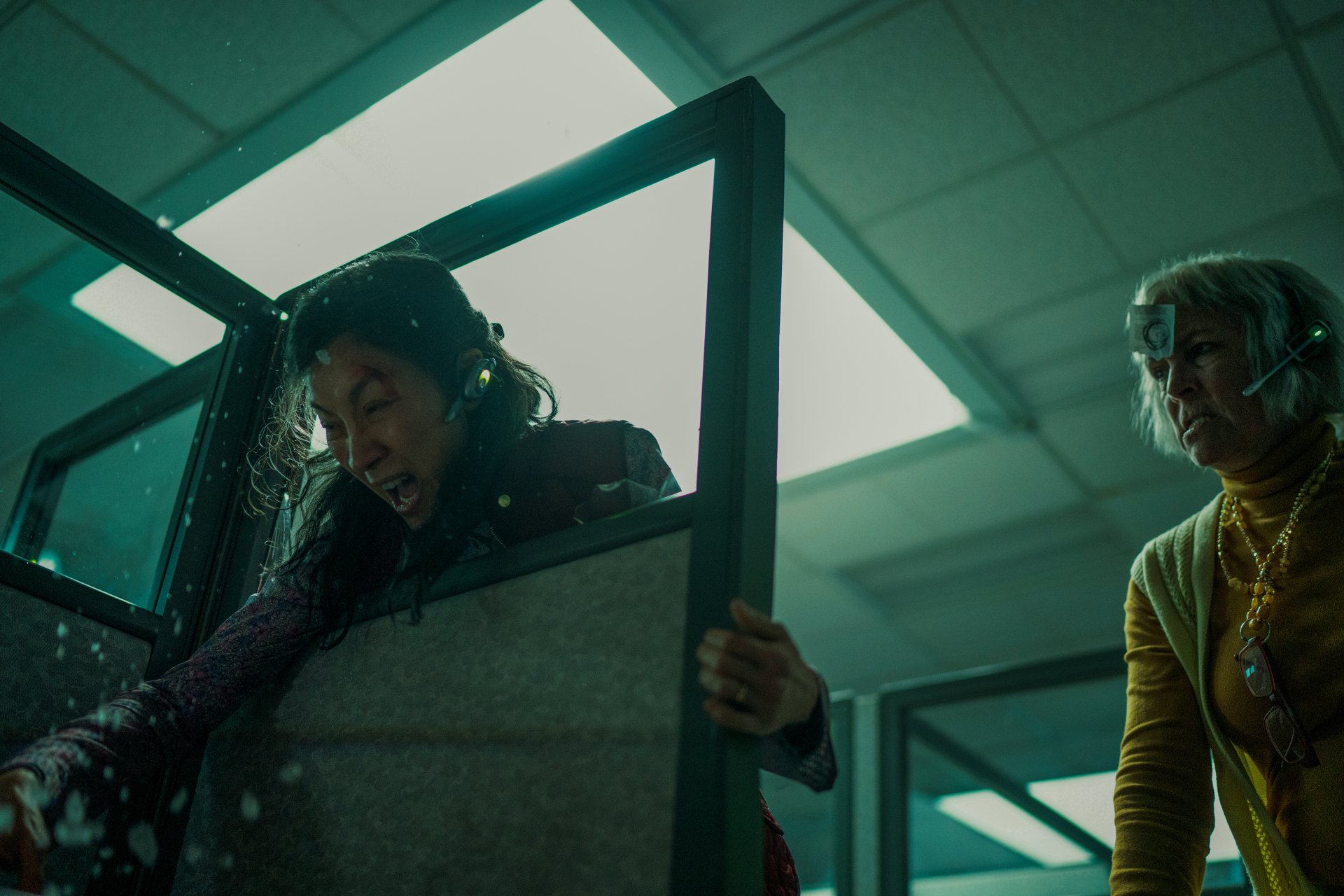 Download Jamie Lee Curtis Michelle Yeoh Movie Everything Everywhere All At Once HD Wallpaper