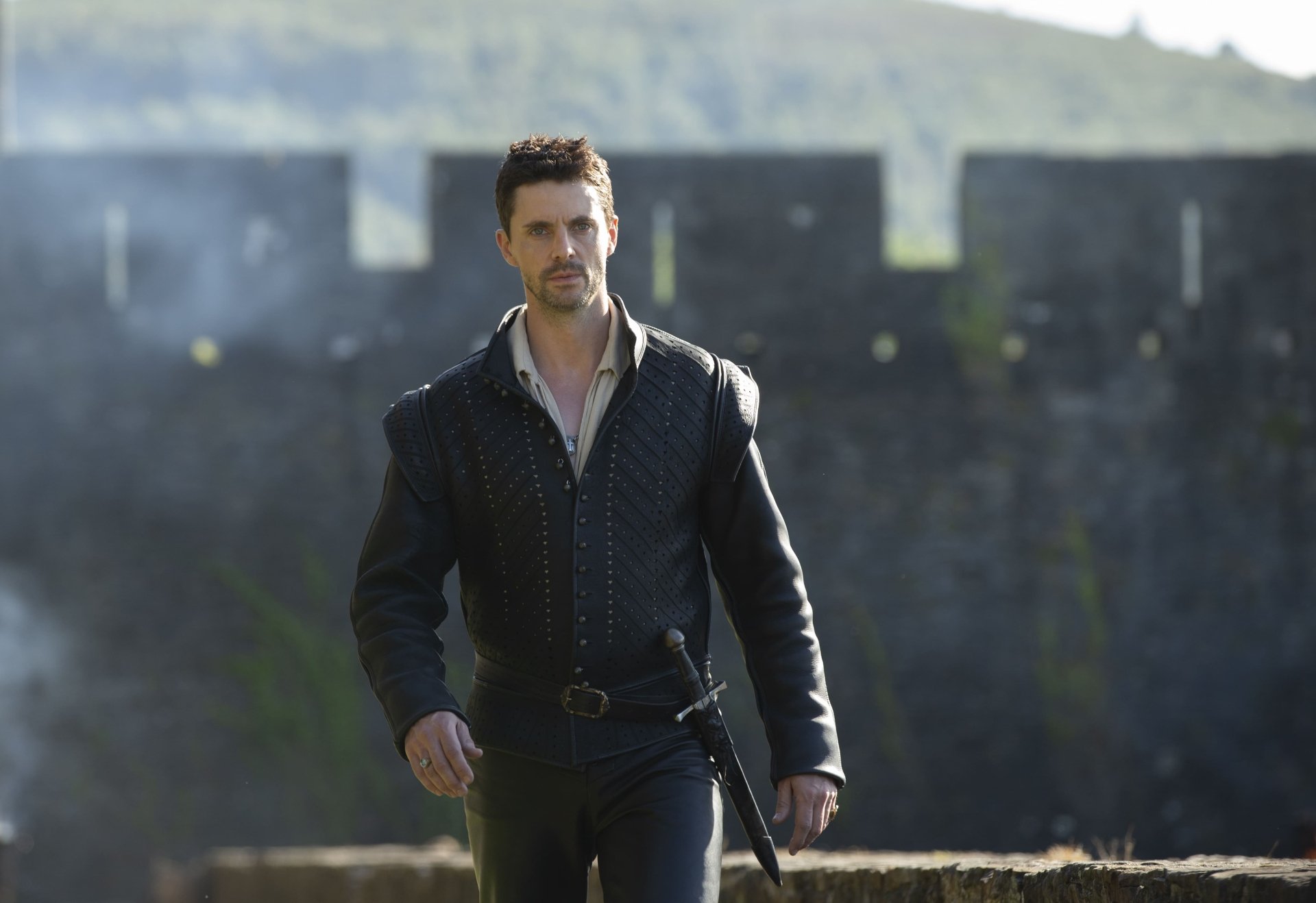 Download Matthew Goode TV Show A Discovery Of Witches 4k Ultra HD Wallpaper