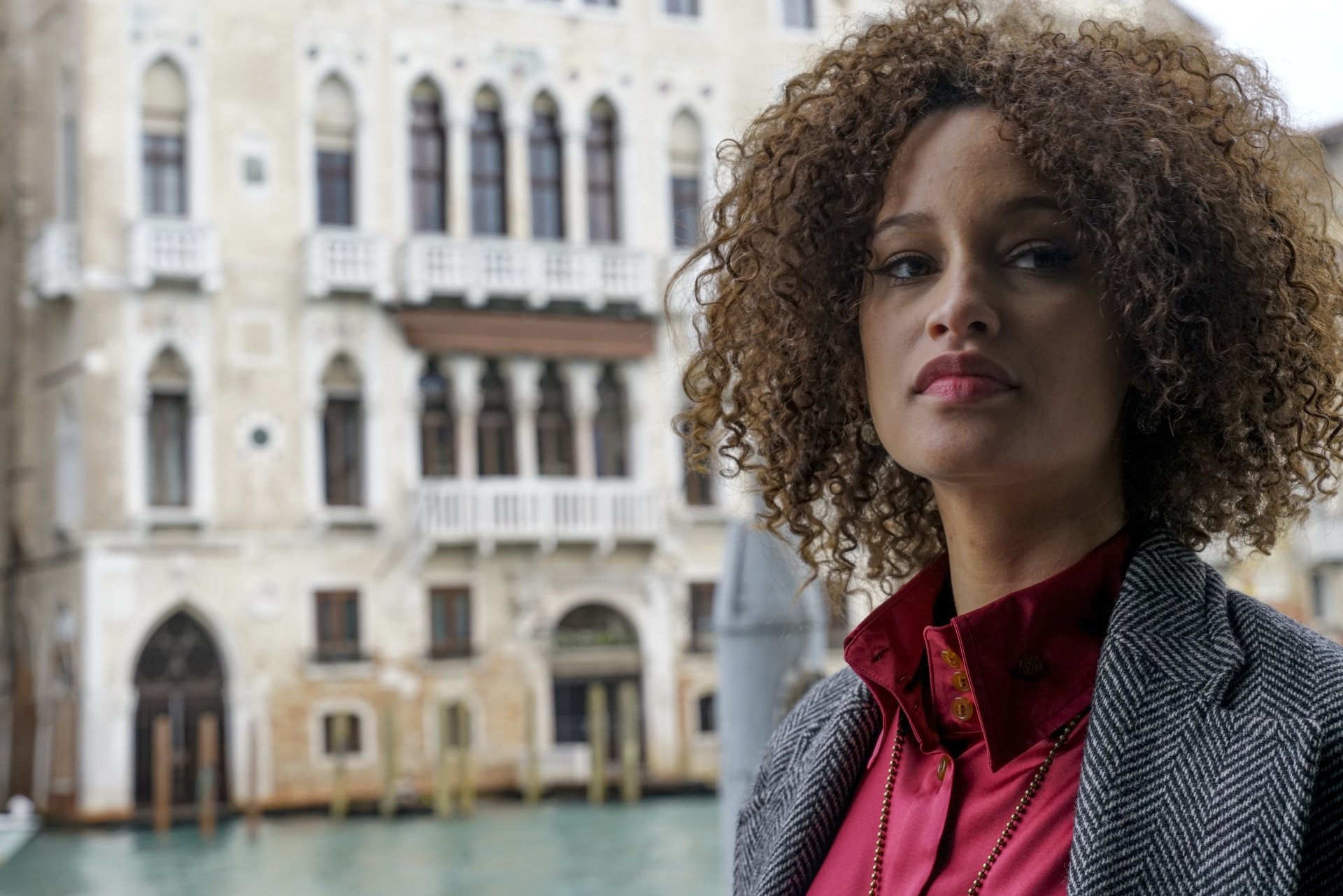 Download TV Show A Discovery Of Witches 4k Ultra HD Wallpaper