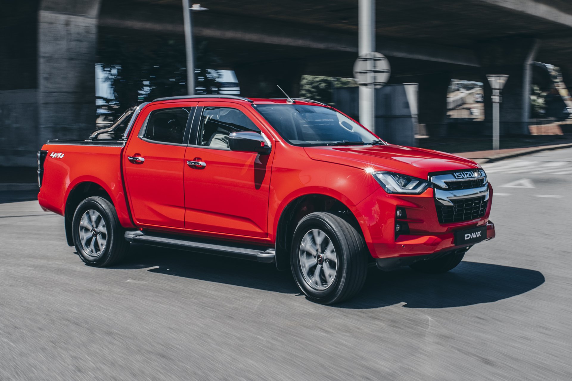 Download Isuzu D-Max LSE 4x4 Double Cab Vehicle Isuzu D-Max 4k Ultra HD Wallpaper