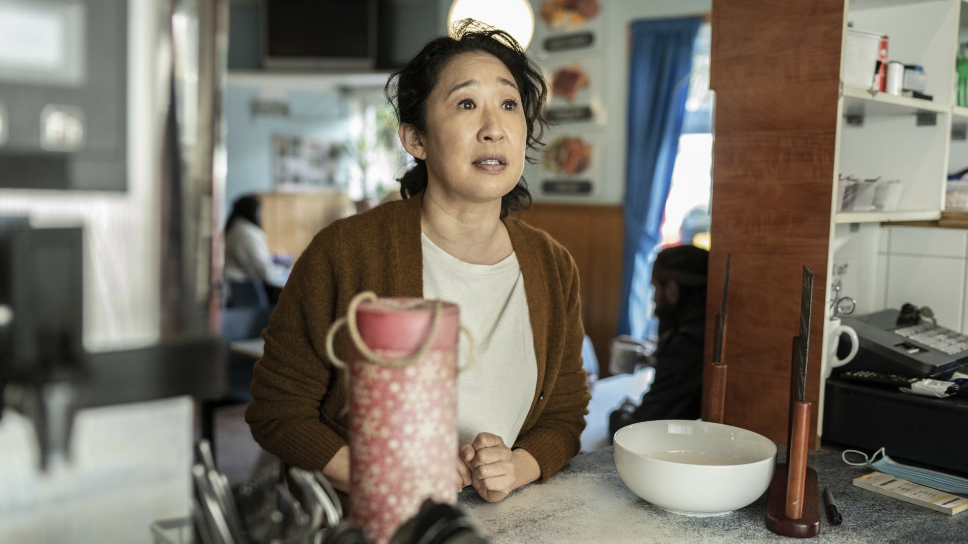Download Sandra Oh TV Show Killing Eve 4k Ultra HD Wallpaper