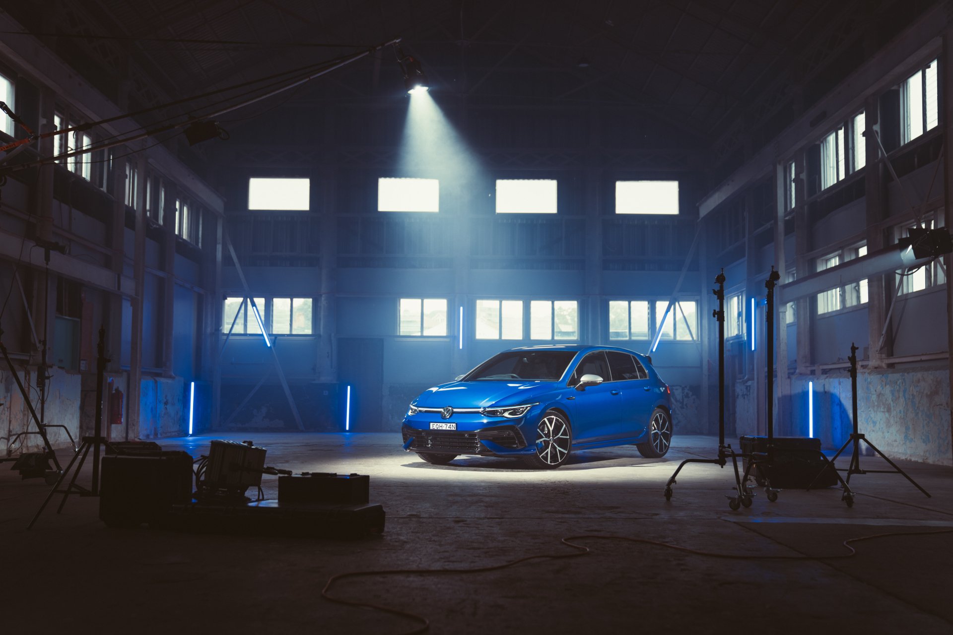 Download Vehicle Volkswagen Golf R 4k Ultra HD Wallpaper