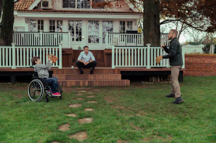 Ben Foster Chris Pine movie The Contractor (2022) HD Desktop Wallpaper | Background Image