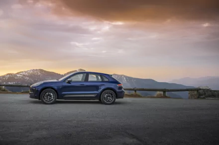 vehicle Porsche Macan Turbo HD Desktop Wallpaper | Background Image