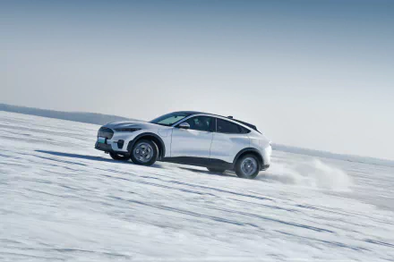 vehicle Ford Mustang Mach-E HD Desktop Wallpaper | Background Image