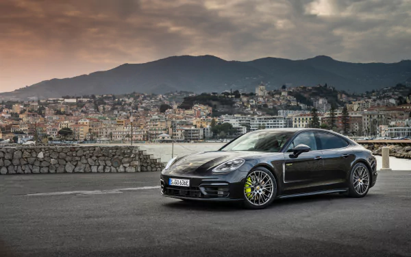 vehicle Porsche Panamera 4 E-Hybrid HD Desktop Wallpaper | Background Image