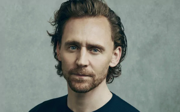 Celebrity Tom Hiddleston HD Desktop Wallpaper | Background Image